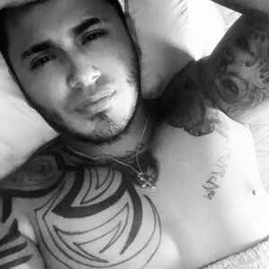 Meet your Posher, Christopher